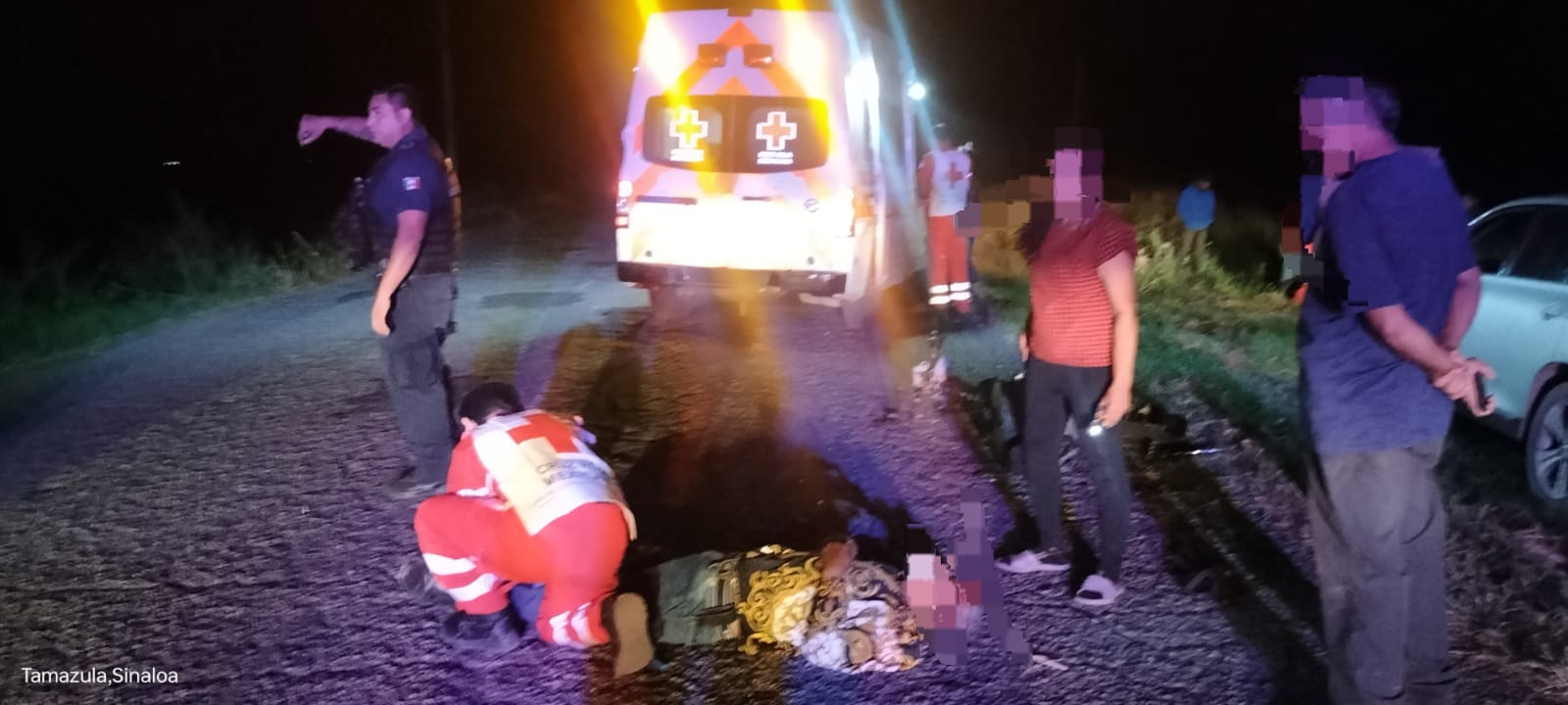 choque entre moto y bicicleta deja tres heridos en guasave