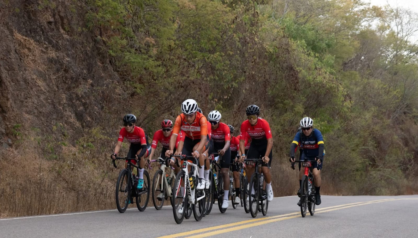 ciclistas en Mazatlán
