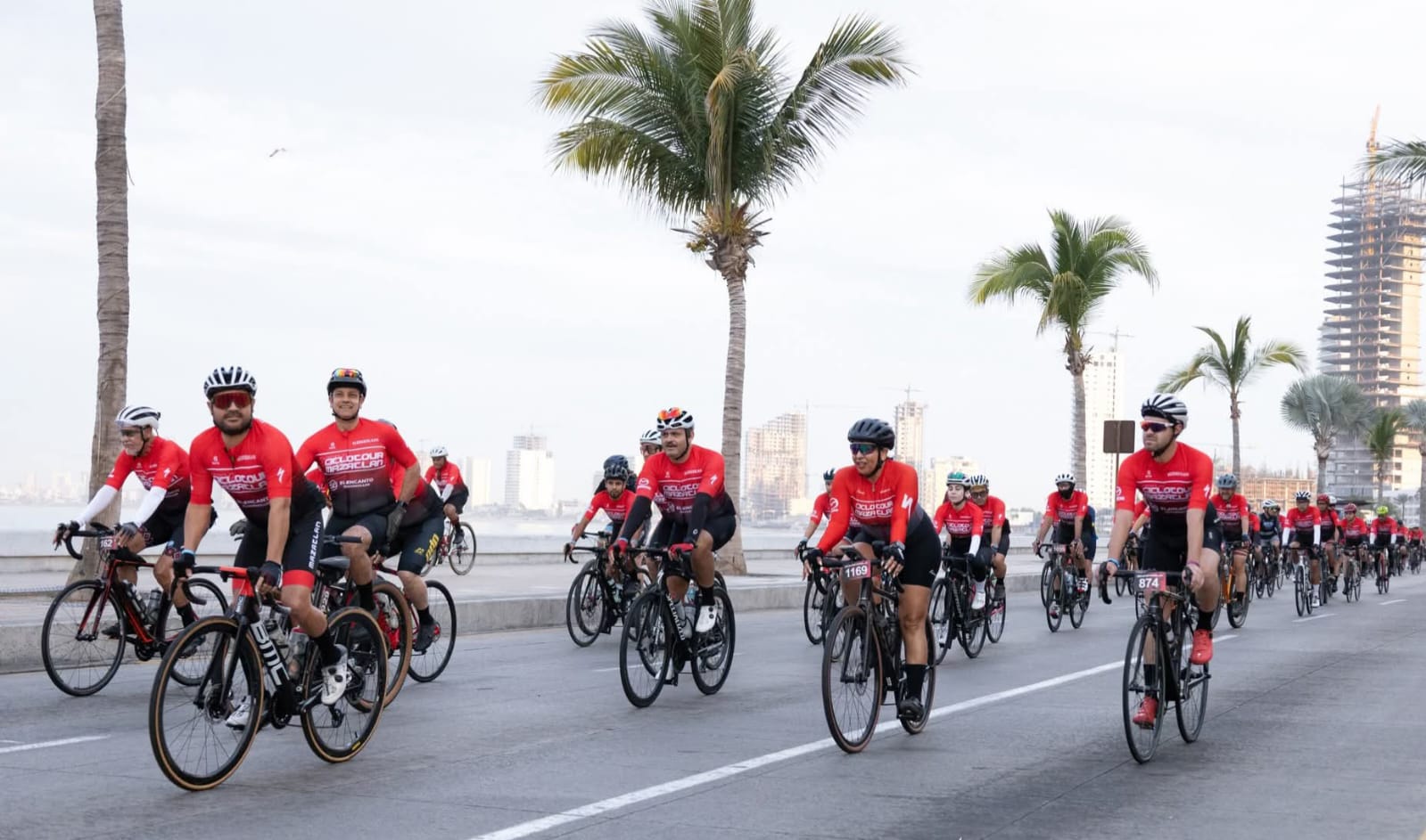 ciclistas en Mazatlán