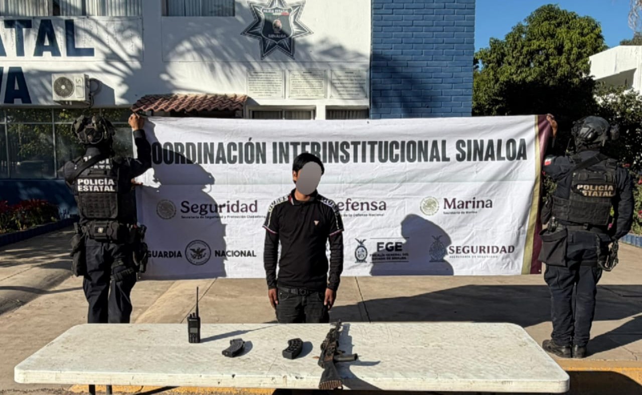 Civil armado detenido en Villa Juárez, Navolato, Sinaloa