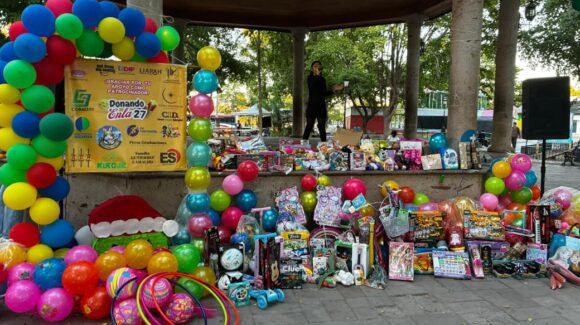 “Una ayuda, una sonrisa” recauda juguetes para llevar alegría y esperanza a niños de escasos recursos de Ahome, Sinaloa