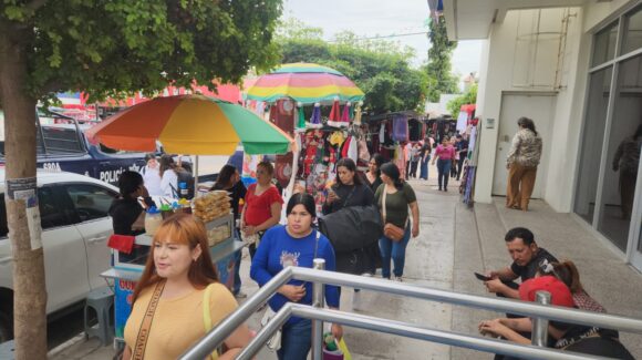 Aumentan las ventas y también los riesgos en diciembre; llama Canaco Guasave, Sinaloa, a reforzar seguridad y autocuidado