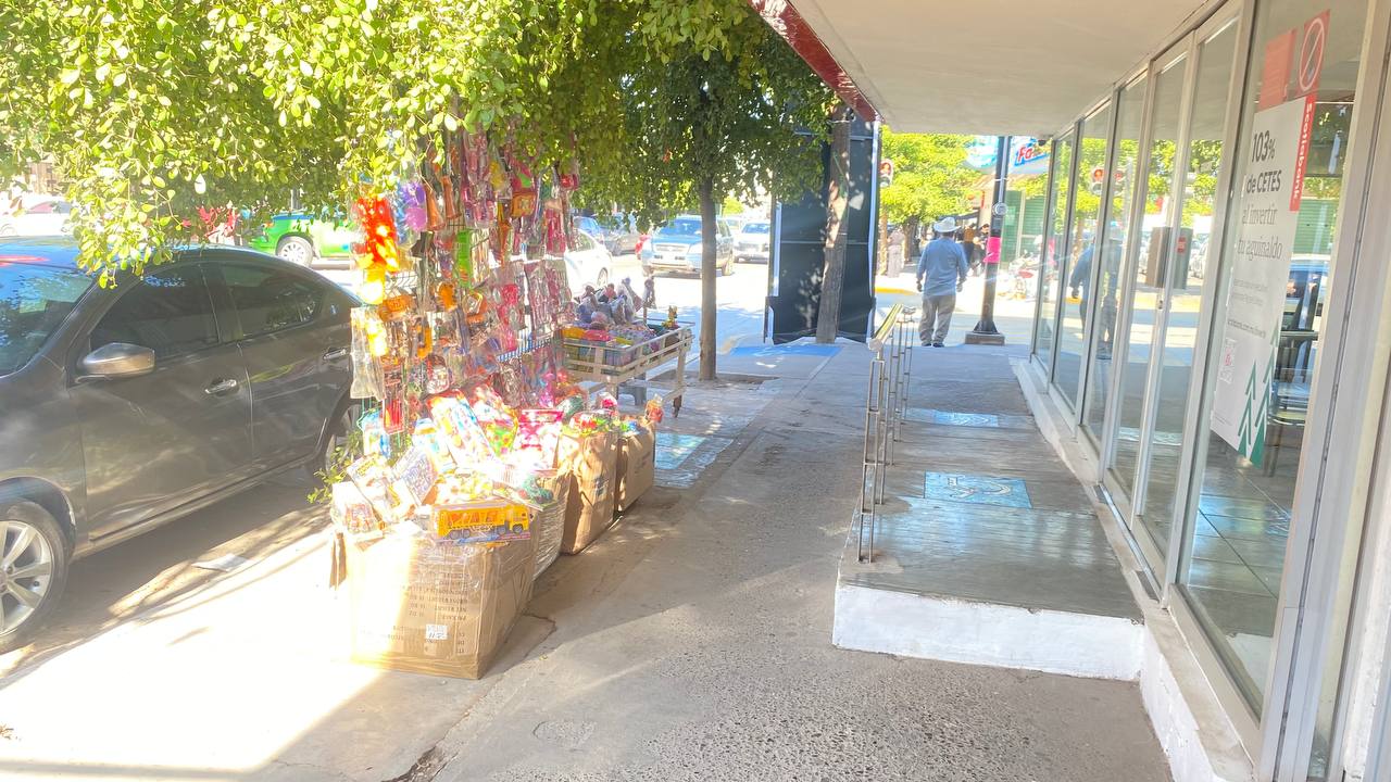 Locales comerciales del centro de Guasave