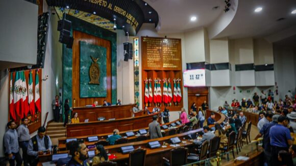 Avanza solicitud de crédito de 2 mil 200 mdp enviada por el gobernador Rocha al Congreso de Sinaloa
