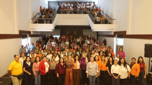 Realizan en Mazatlán, Sinaloa, el conversatorio femenino “Mujeres haciendo historia”