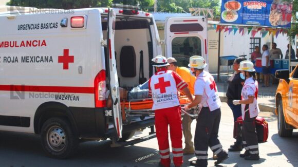 Cruz Roja Mexicana intensifica operativos decembrinos ante aumento de accidentes viales en Mazatlán, Sinaloa