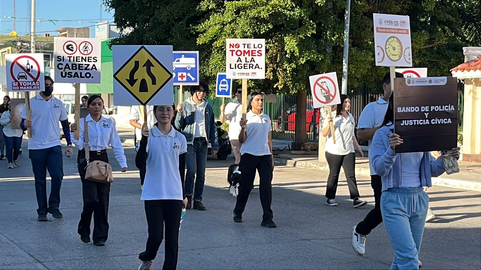 Desfile y simulacros para prevenir accidentes en Guasave