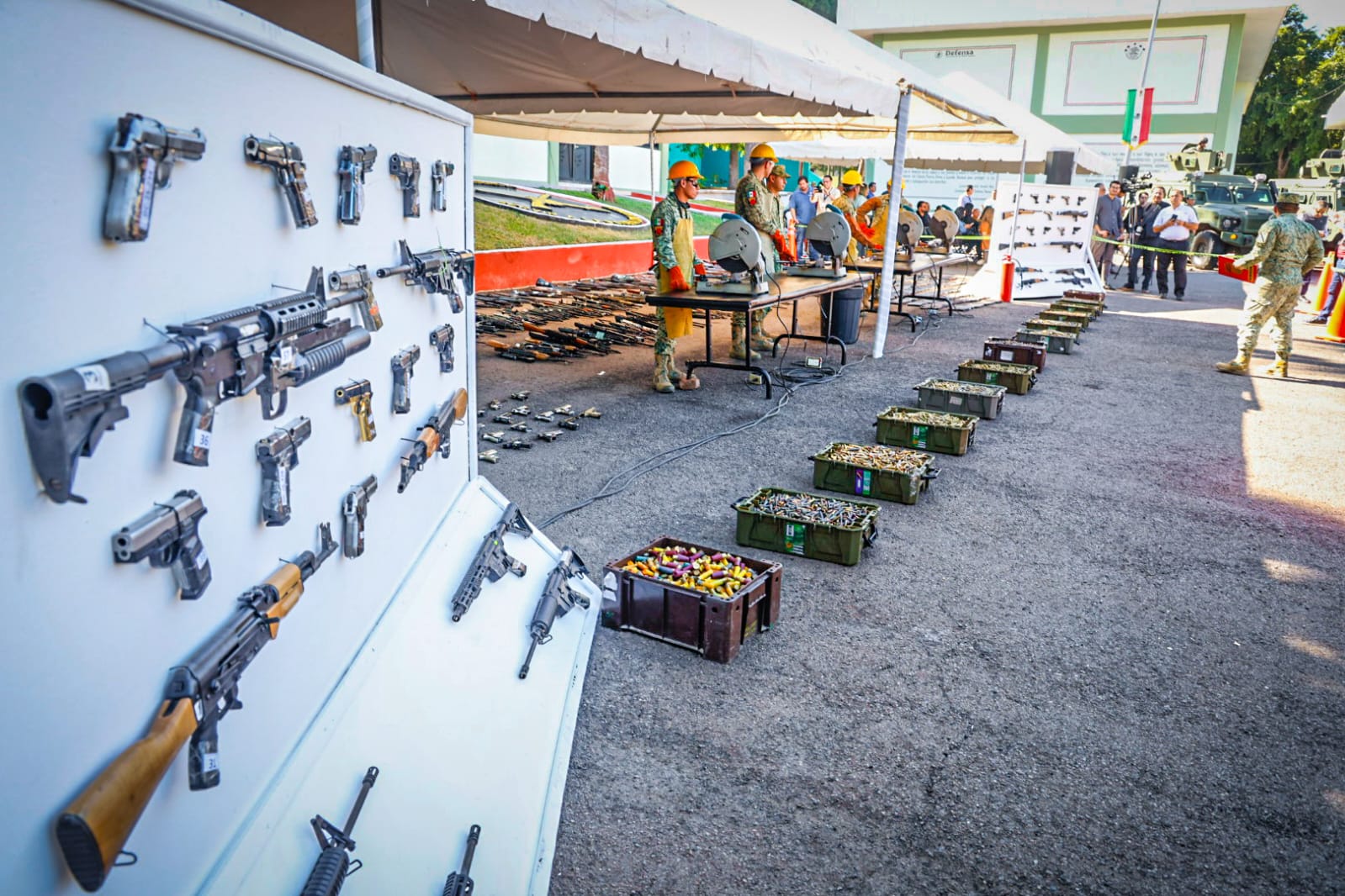 Destrucción de armas decomisadas y donadas en Sinaloa