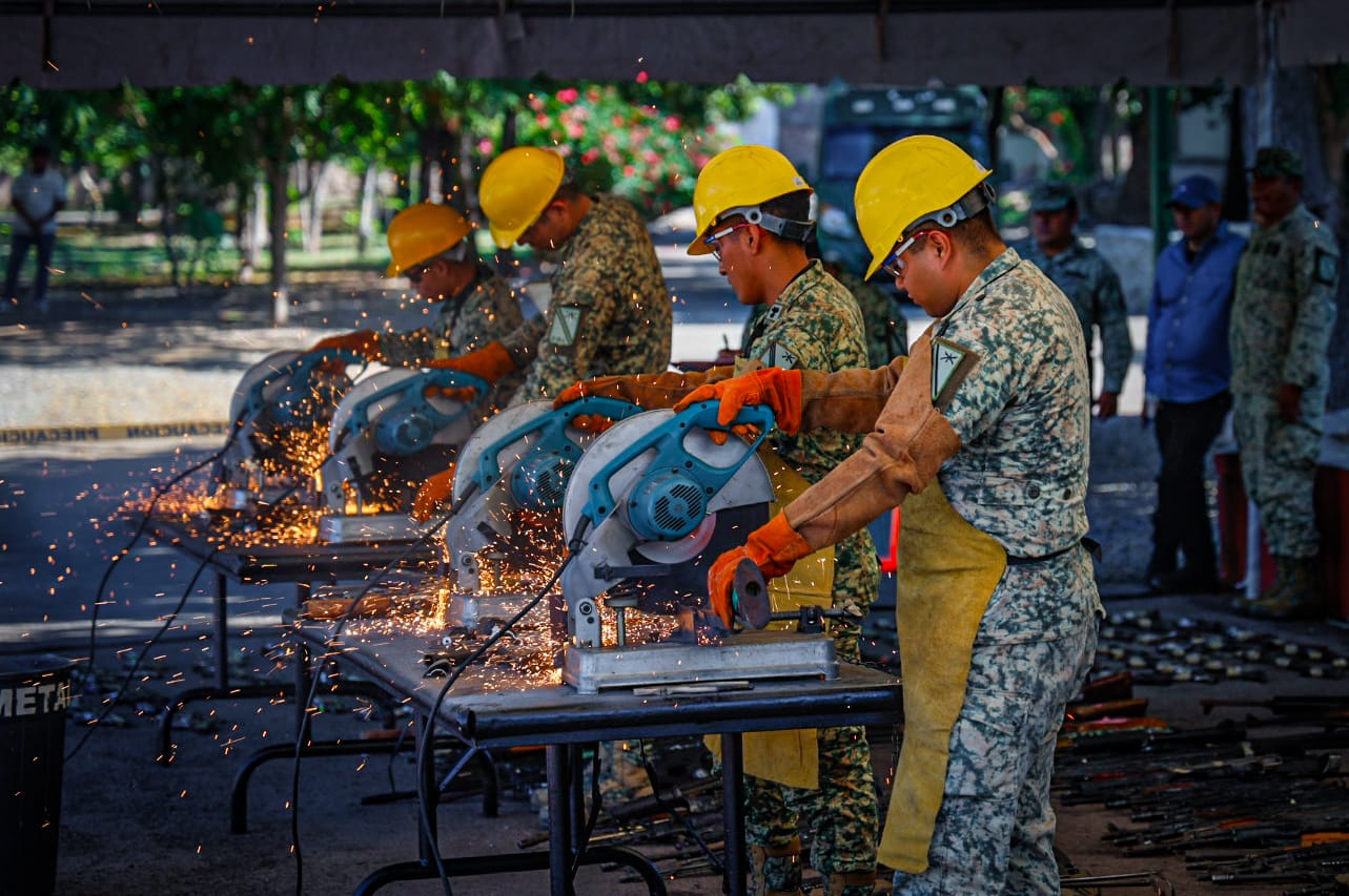 Destrucción de armas decomisadas y donadas en Sinaloa
