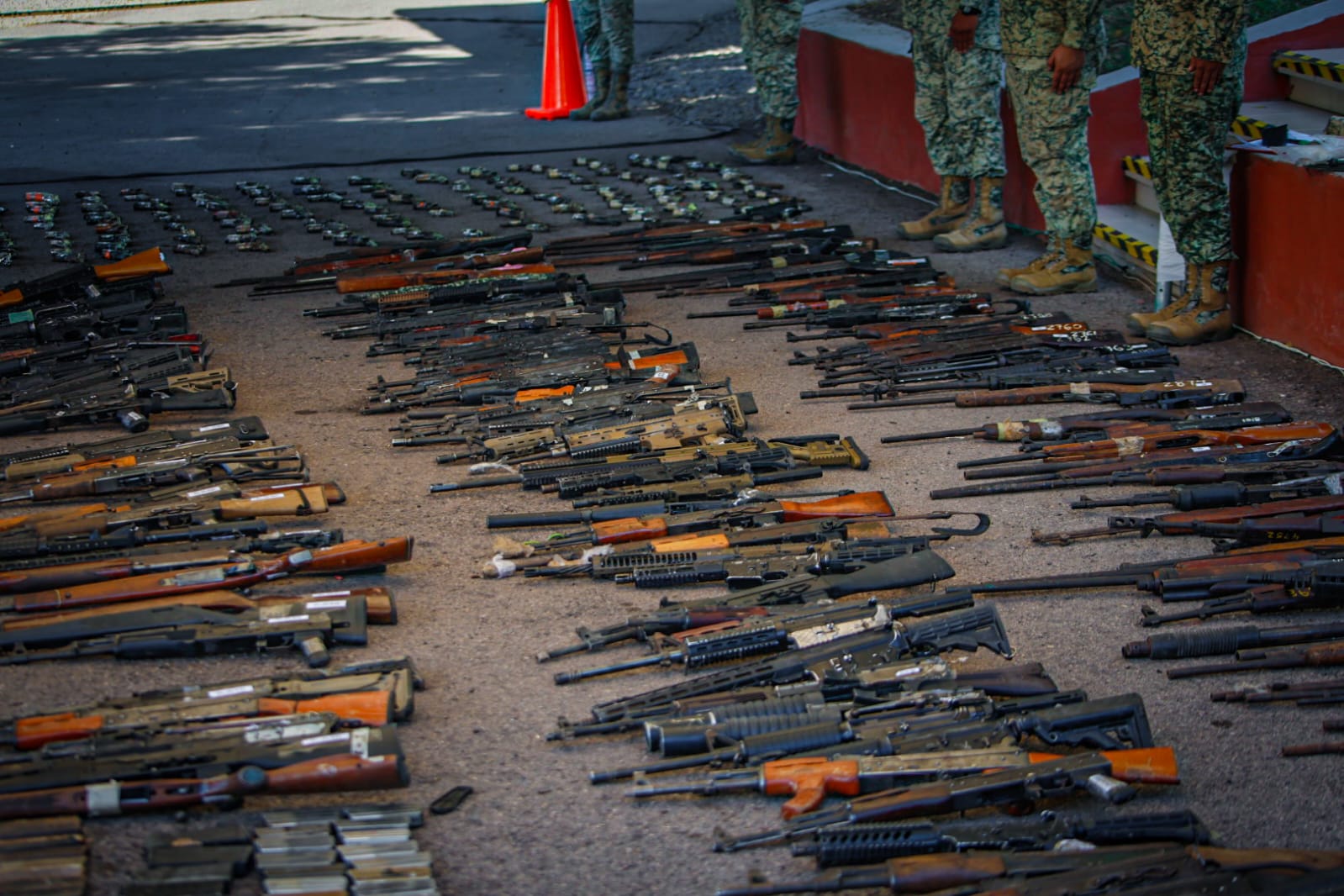 Destrucción de armas decomisadas y donadas en Sinaloa