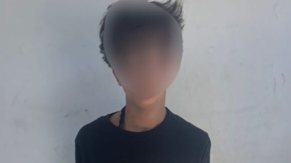 ¡Huyó y se ocultó en una escuela! Detienen a adolescente con moto sin placas en Bellavista, Culiacán