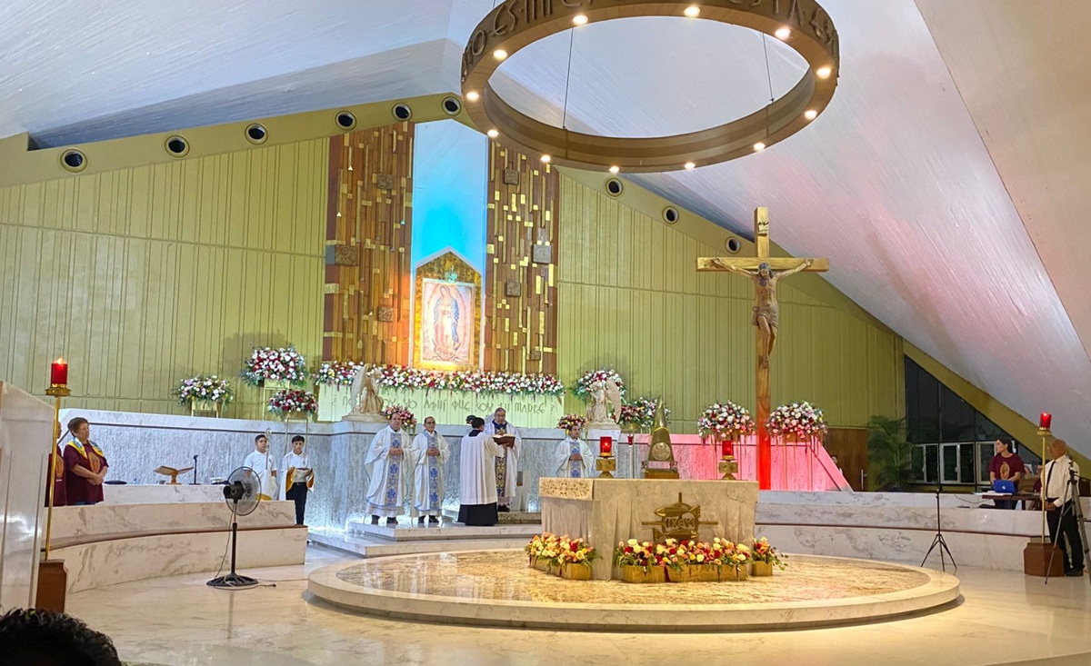 Misa por el Día de la Virgen de Guadalupe en La Lomita, en Culiacán