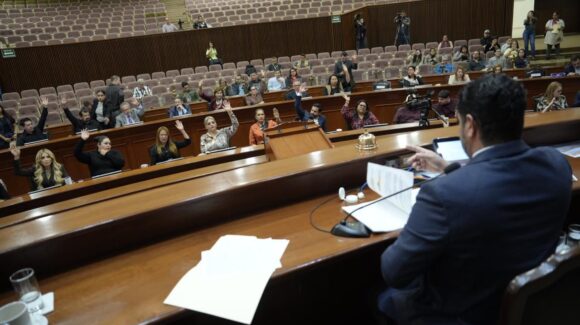 Congreso de Sinaloa endurece sanciones contra choferes de transporte público por acoso sexual