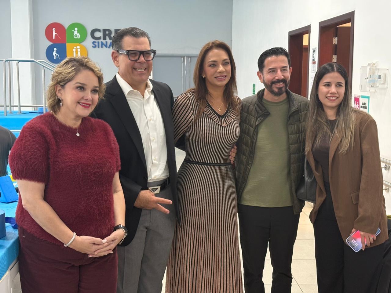 Vibra Medios entrega donativo a DIF Sinaloa recaudado en Carrera Rosa Delia Barraza 2025