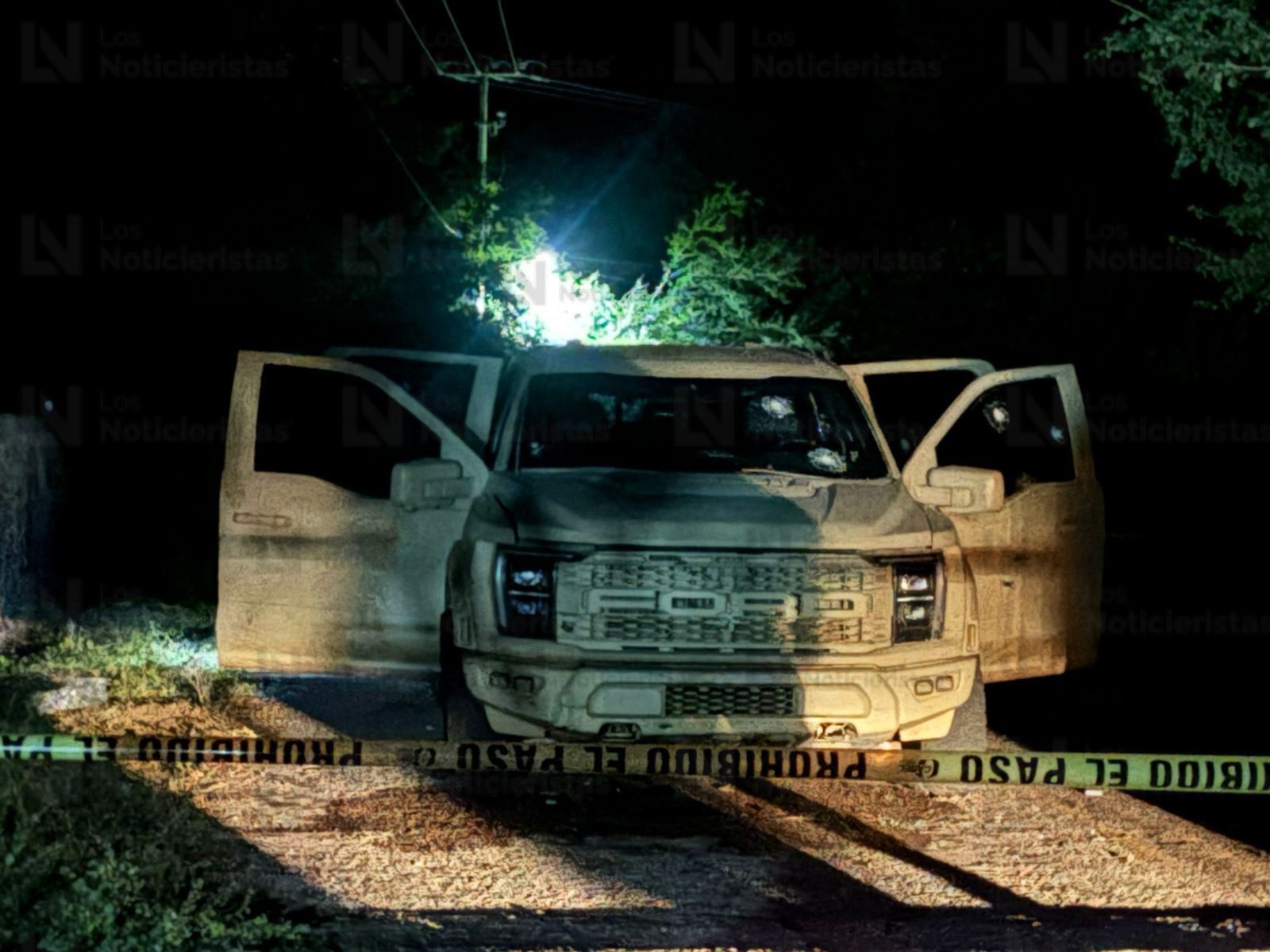 Camioneta Ford Raptor asegurada tras enfretamiento en Tepuche, Culiacán