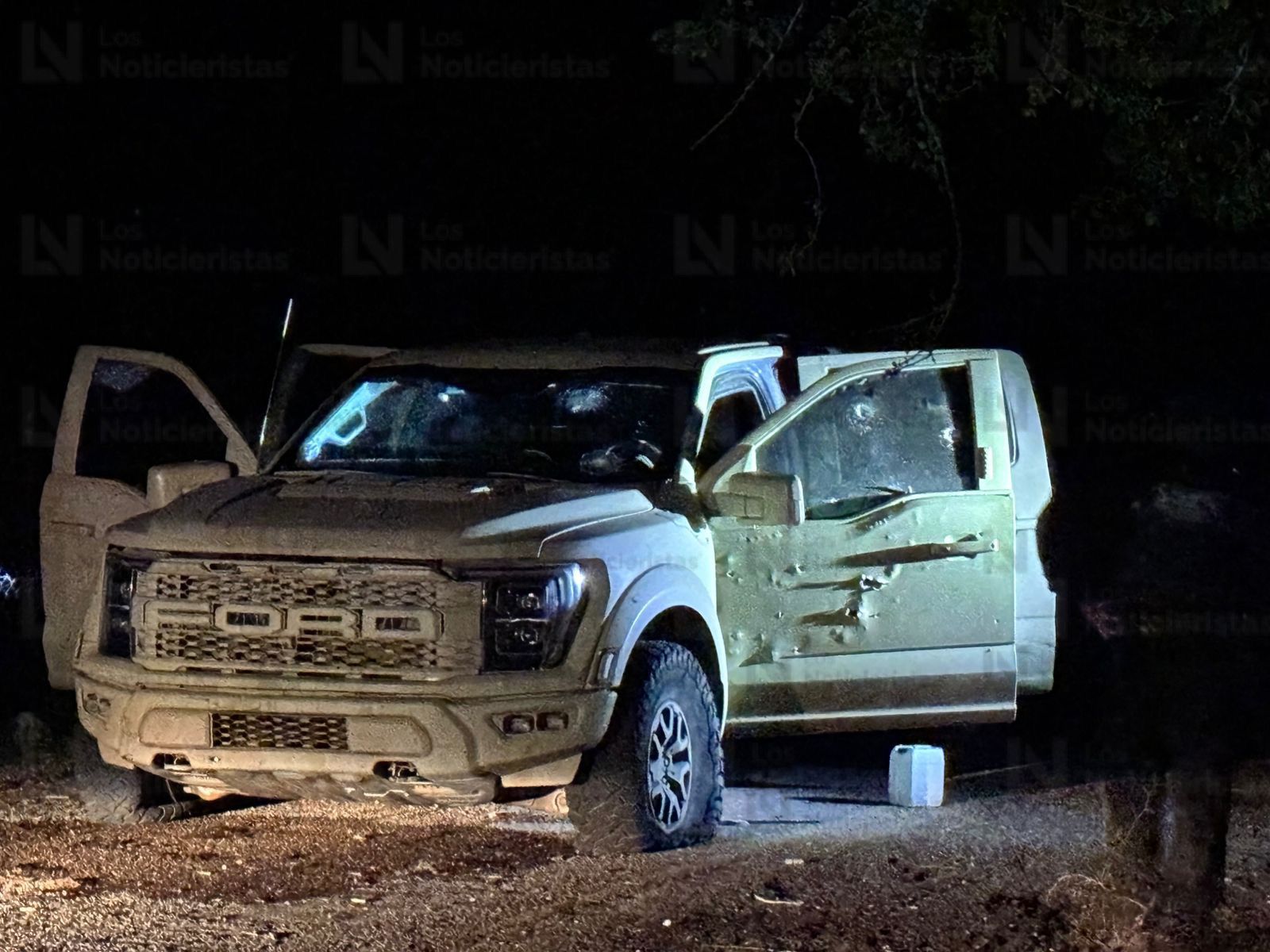 Camioneta Ford Raptor asegurada tras enfretamiento en Tepuche, Culiacán