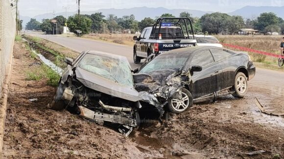 En pleno festejo de Navidad dos personas pierden la vida y dos más resultan lesionadas en accidente en El Carrizo Ahome, Sinaloa