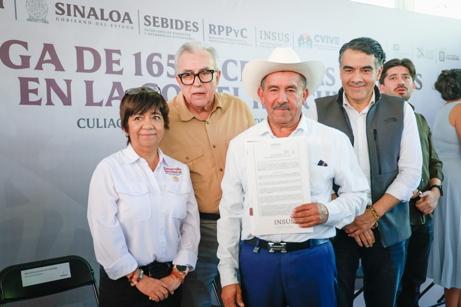 Edna Elena Vega Rangel y Rubén Rocha Moya