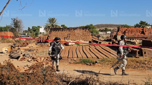 Con ráfagas de arma larga ejecutan a dos masculinos, en las ladrilleras de La Loma de Rodriguera, en Culiacán