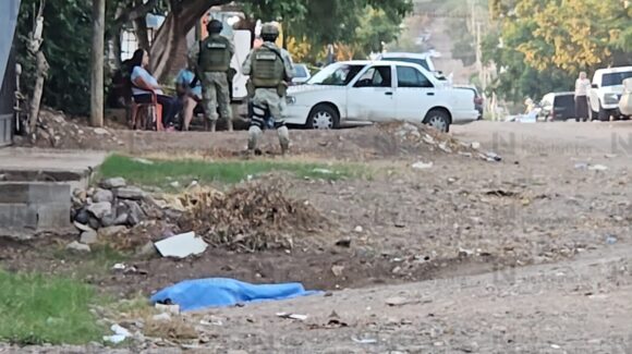 Lo bajan de una camioneta y lo ejecutan en la Buenos Aires de Culiacán, Sinaloa