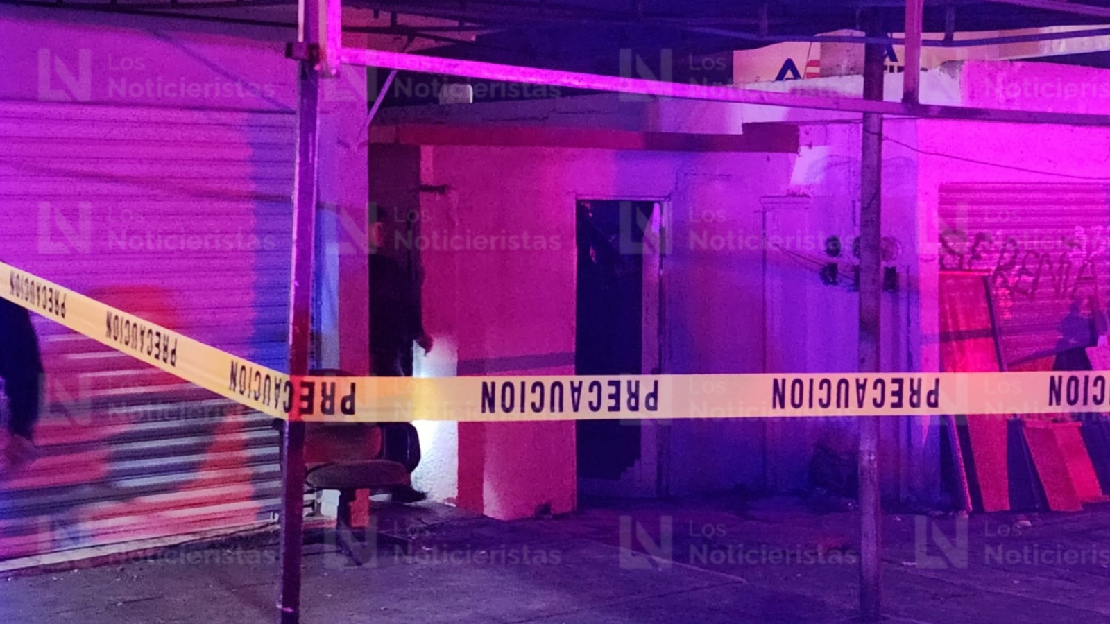 Policías Municipales de Culiacán resguardan la escena del crimen