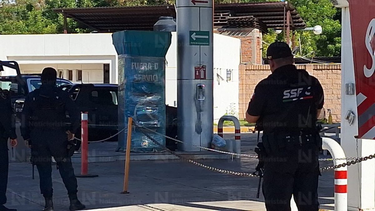 ejecutan a un hombre en una estacion de gasolina del sector tres rios en culiacan elementos