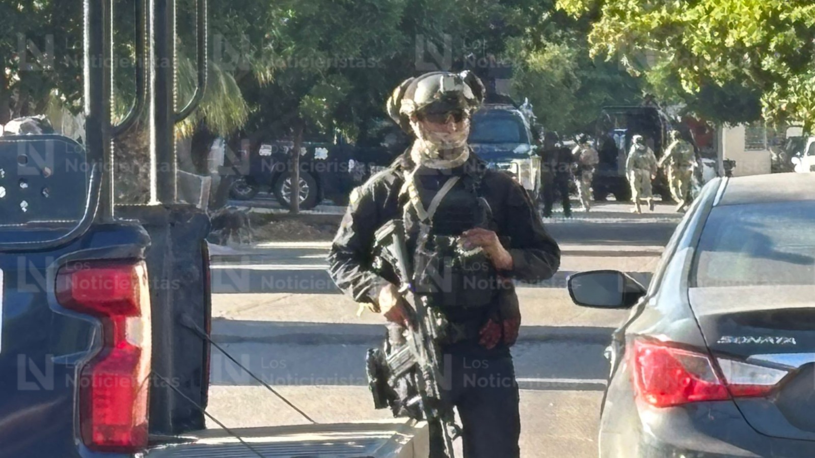 Operativo militar y estatal en la colonia Miguel Hidalgo en Culiacán