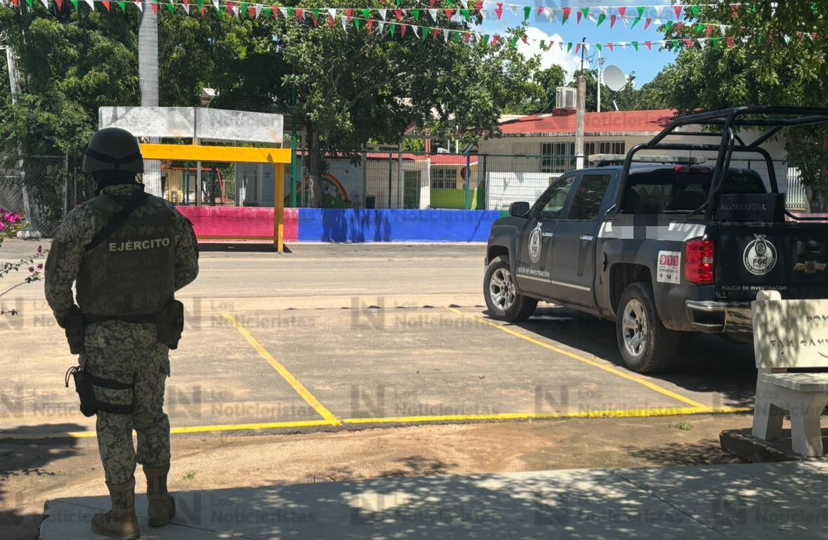 elemento militar camioneta FGE Tepuche