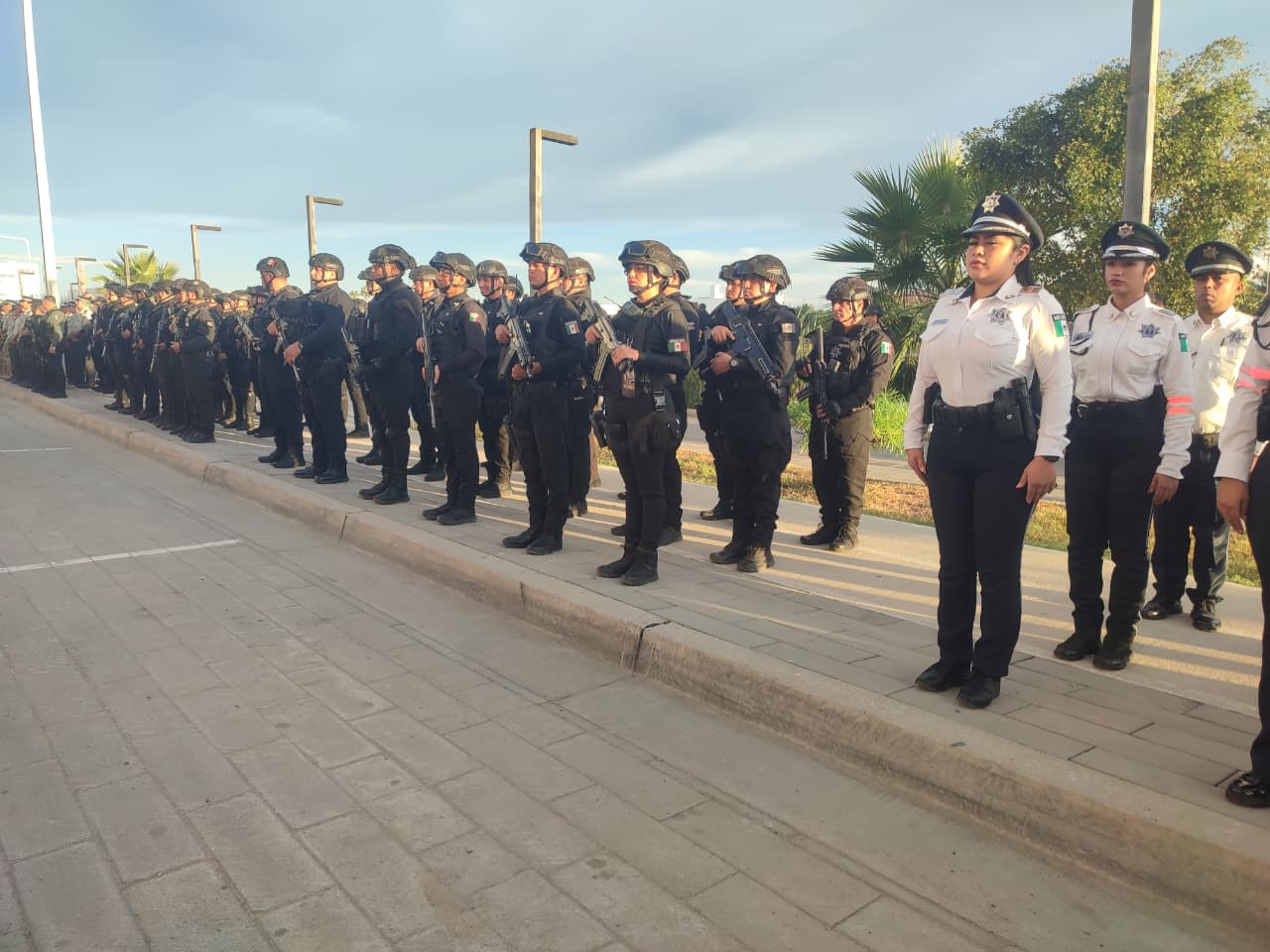 elementos de seguridad de Mazatlán