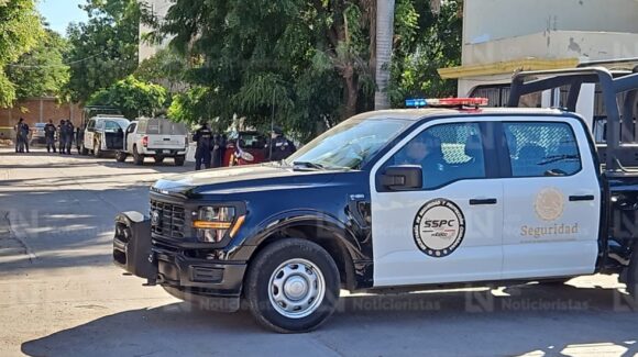 Embolsado y ensabanado encuentran un cuerpo en el sector Humaya de Culiacán, Sinaloa