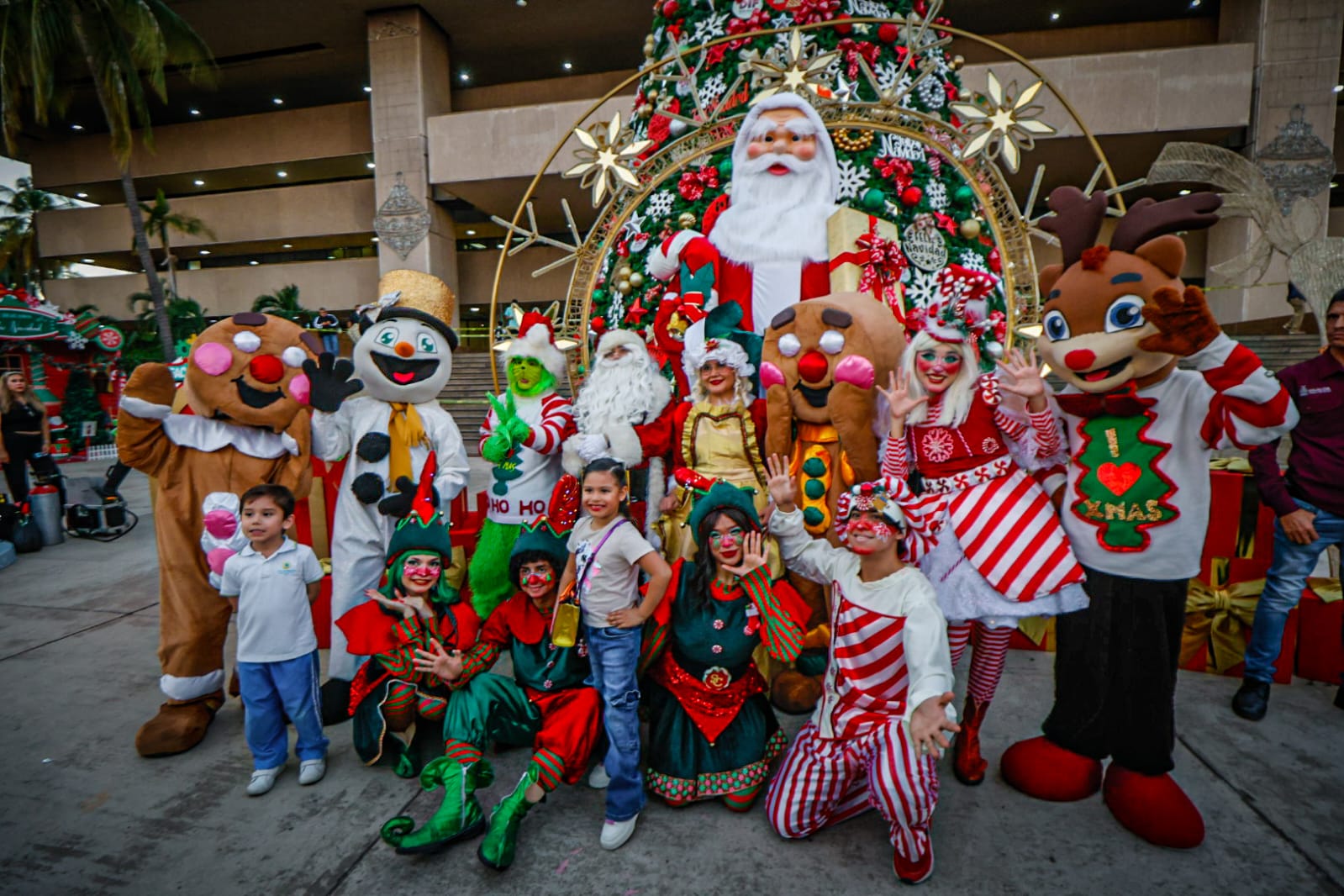 Encendido del Árbol de la Navidad en Culiacán
