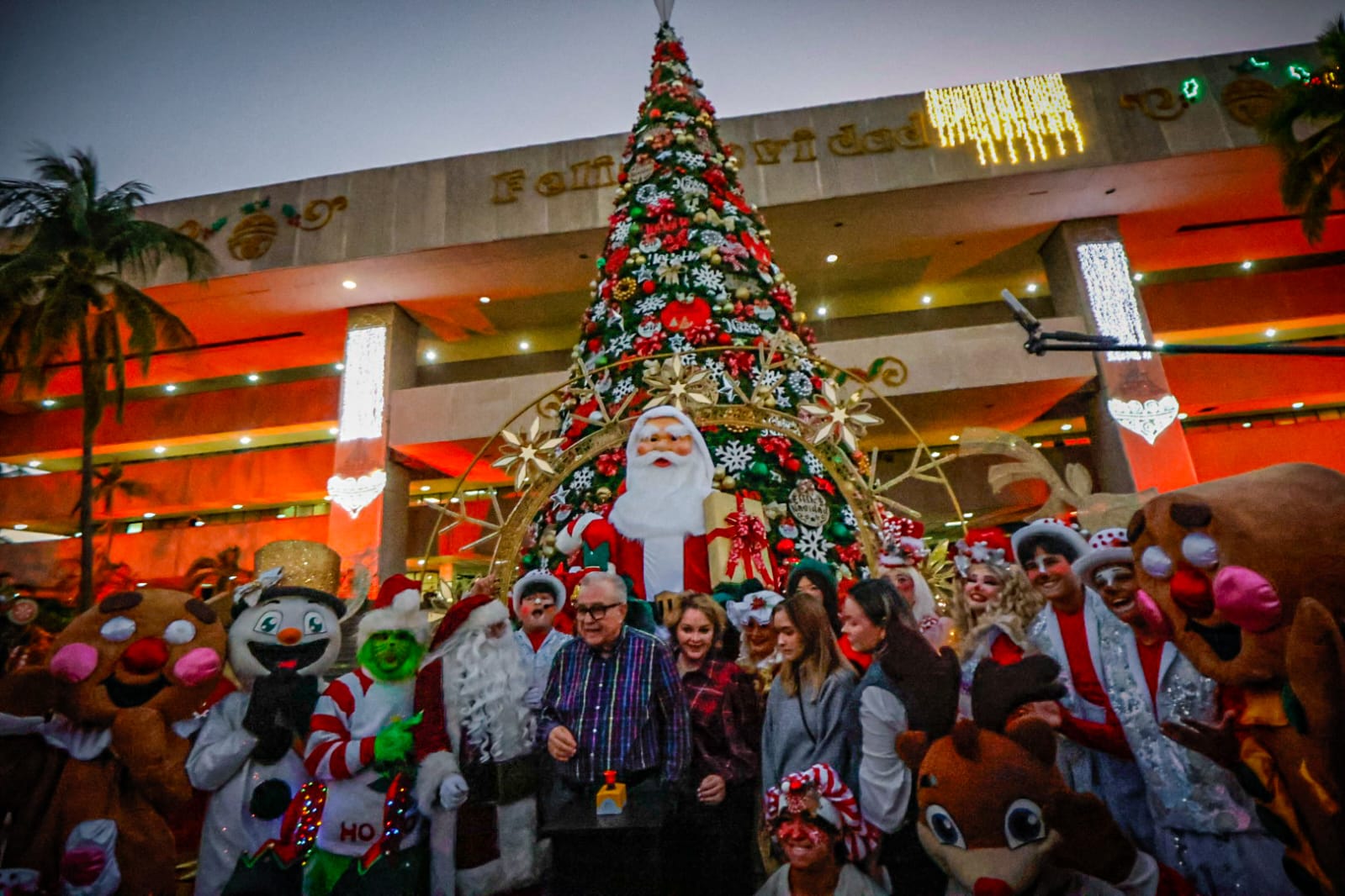 Encendido del Árbol de la Navidad en Culiacán
