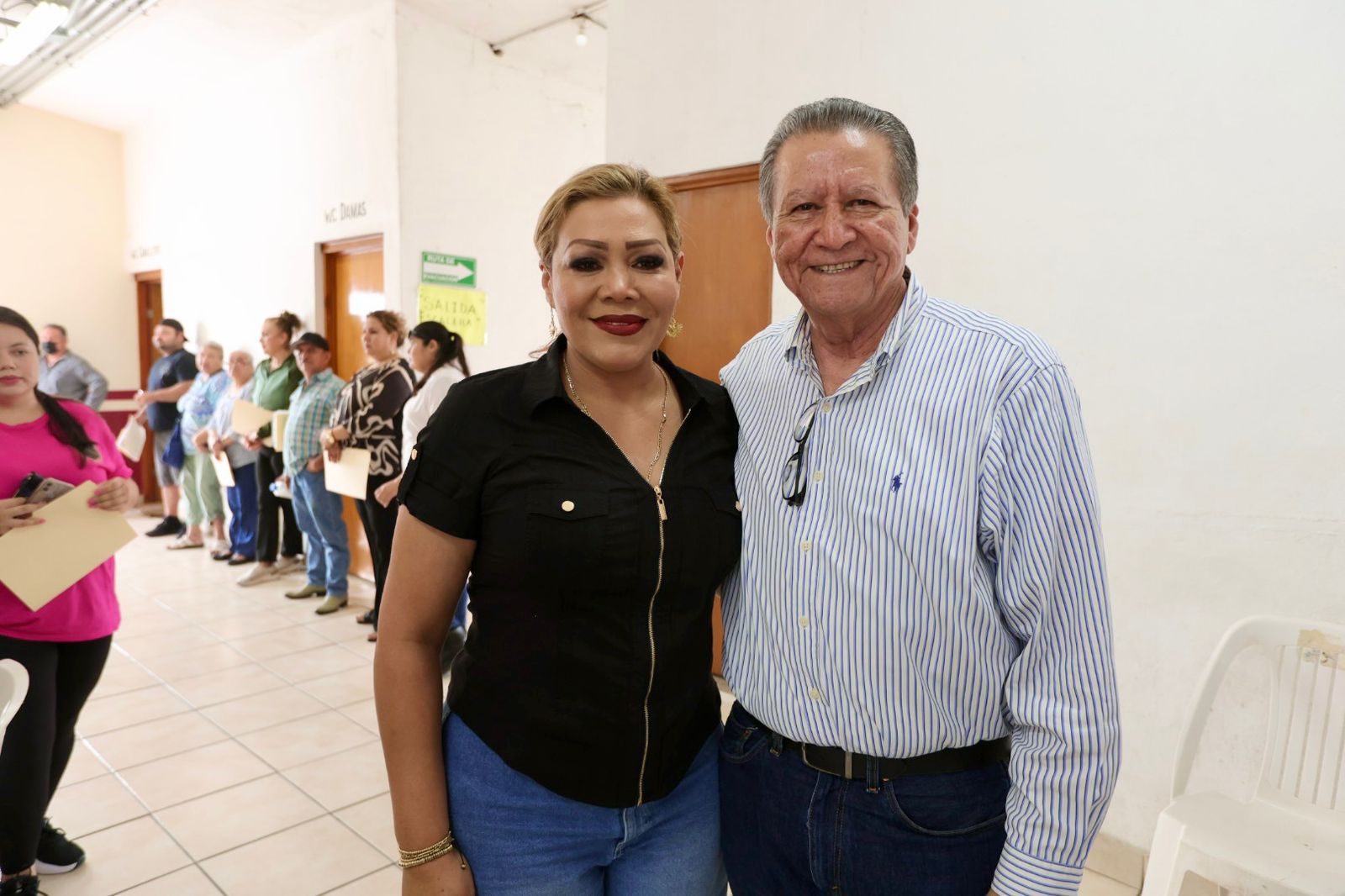 Entrega de apoyos económicos en Rosario, Sinaloa