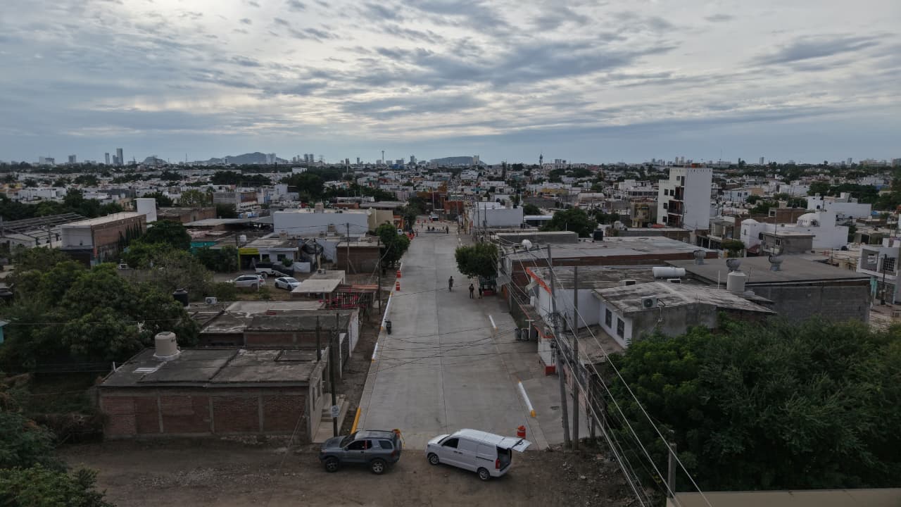 Entrega de calles pavimentadas en Mazatlán, Sinaloa
