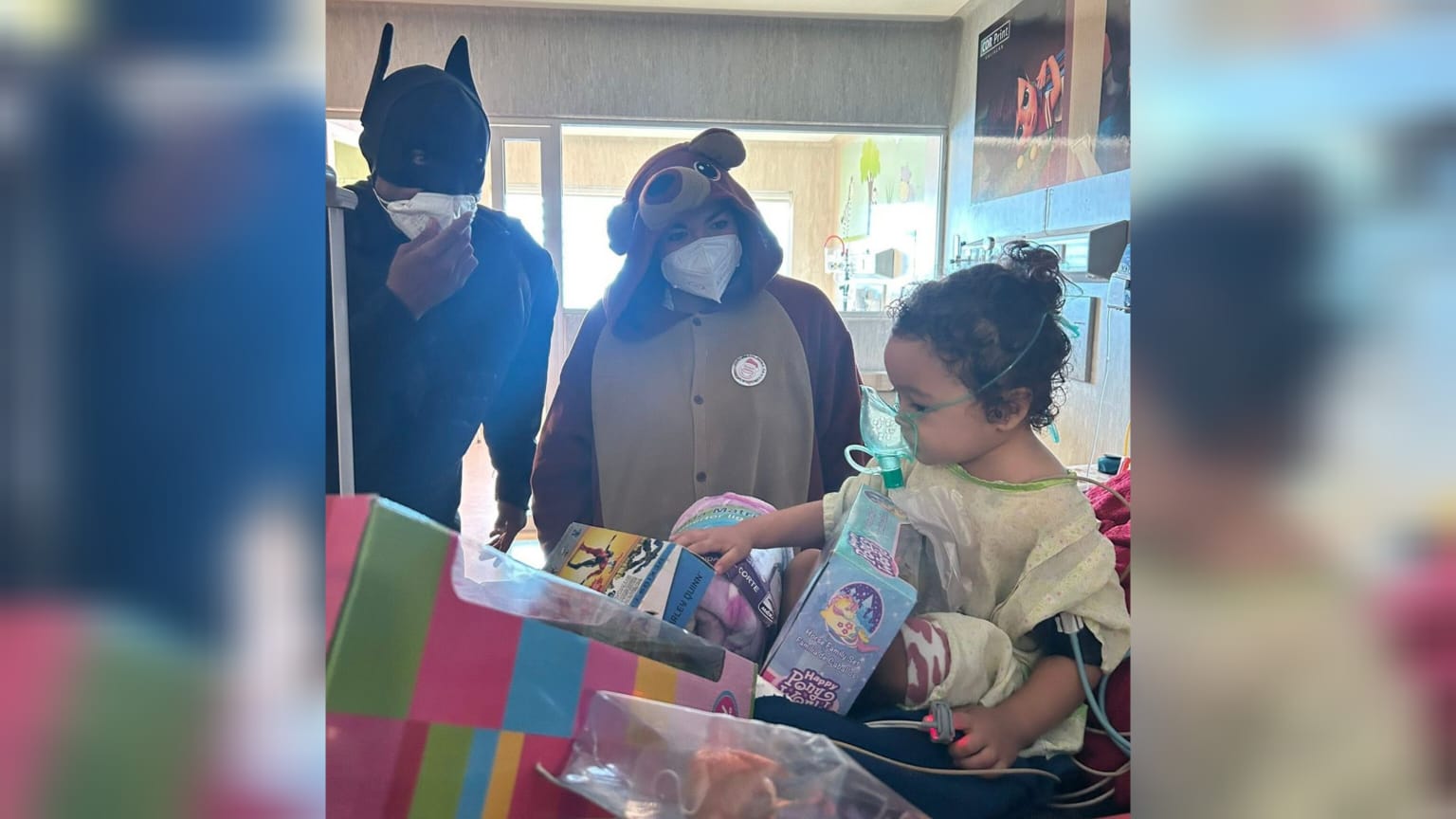 Proyecto Sonrisas y Fundación Grupo ARHE entregan juguetes a niños internados en el Hospital Pediátrico de Sinaloa