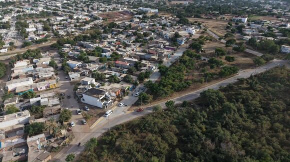 Gobierno de Mazatlán, Sinaloa, entrega dos vialidades de “paquete completo” en Hacienda de Urías