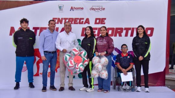 Ahome respalda a sus atletas: Antonio Menéndez entrega material deportivo a seleccionados municipales