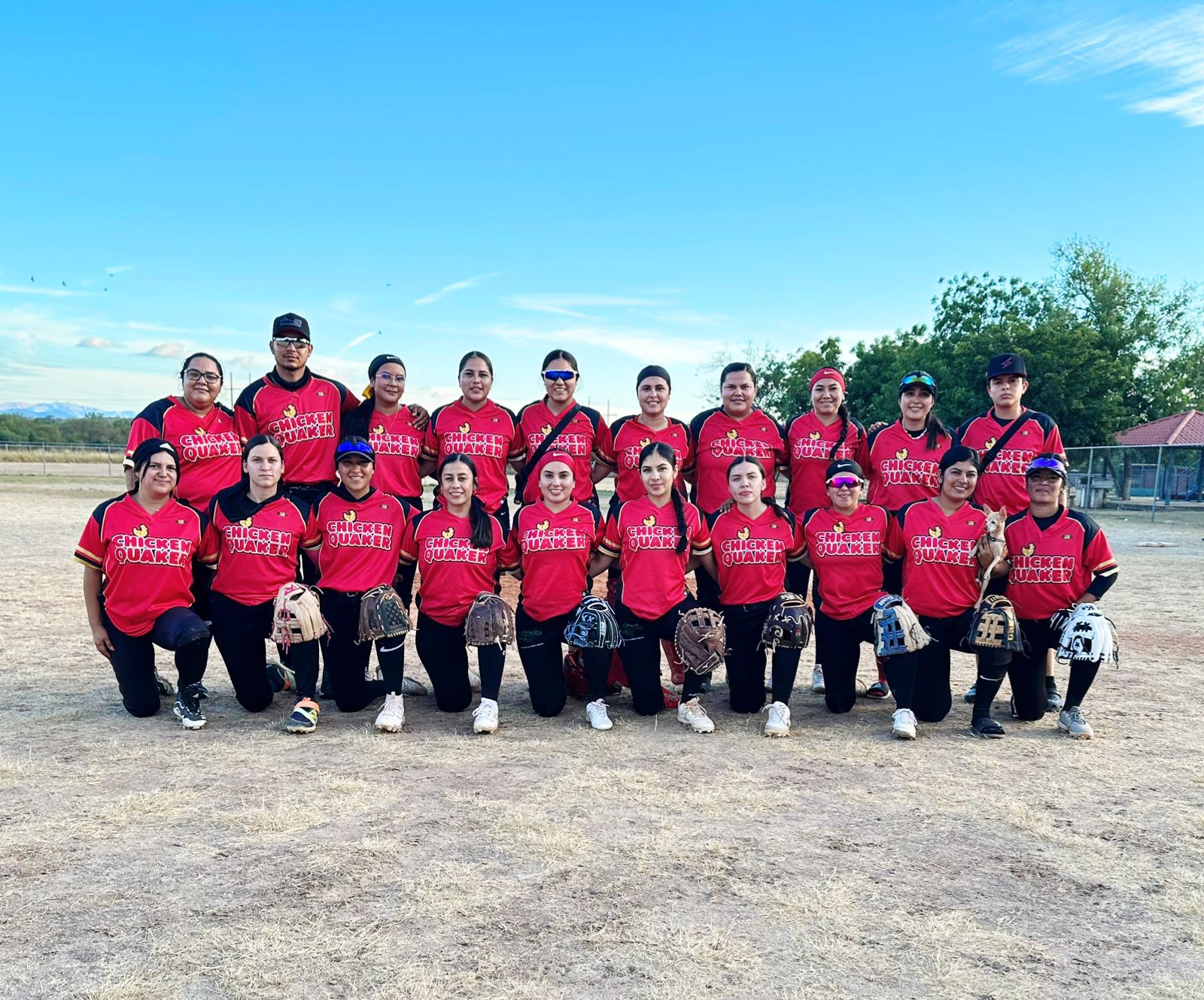 Equipo femenil de softbol Mochicahui gana la Copa Mágica El Fuerte 2025