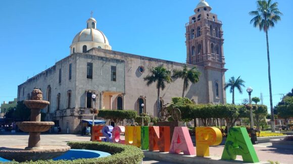 Escuinapa, Sinaloa cierra el año con actividad comercial normal y optimismo rumbo a 2026, afirma alcalde