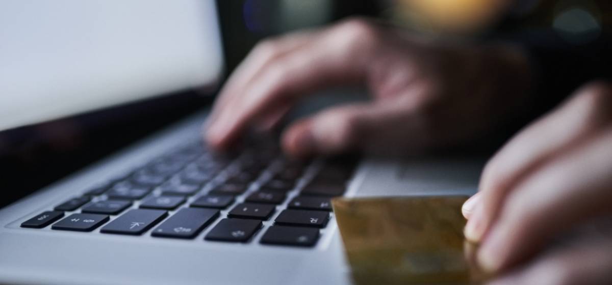 Estafas y fraudes en línea durante diciembre