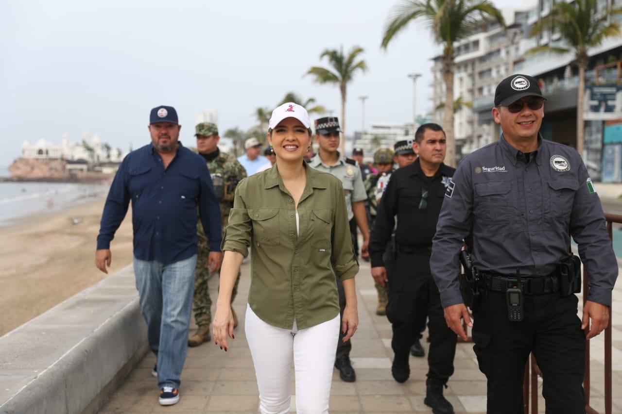 Supervisa Estrella Palacios preparativos de la Gran Fiesta de Fin de Año en el Malecón de Mazatlán