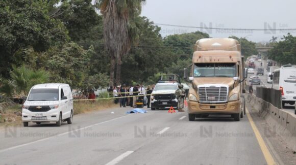 Conalep Sinaloa lamenta la muerte de Vanessa, alumna atropellada en la carretera México 15 en Mazatlán, Sinaloa