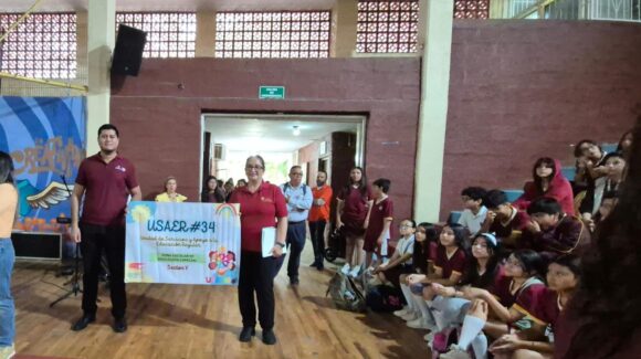 Con lengua de señas por el día internacional de las personas con discapacidad la ETI 5 tiene en Mazatlán, Sinaloa jornada de la inclusión