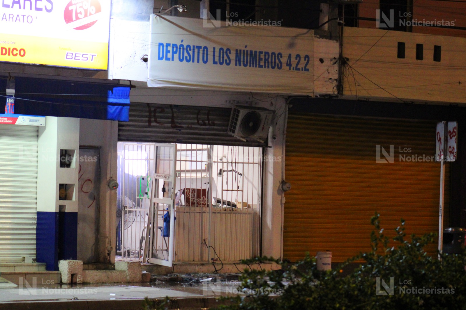 Expendio atacado con artefacto explosivo en Mazatlán, Sin.