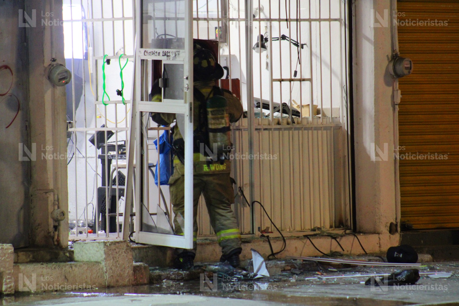 Expendio atacado con artefacto explosivo en Mazatlán, Sin.