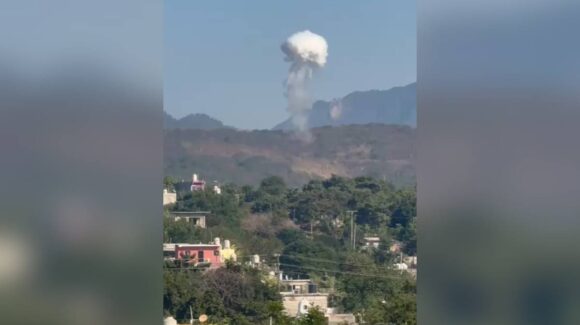Explosiones sacuden Escuinapa durante Navidad; reportan segunda movilización militar