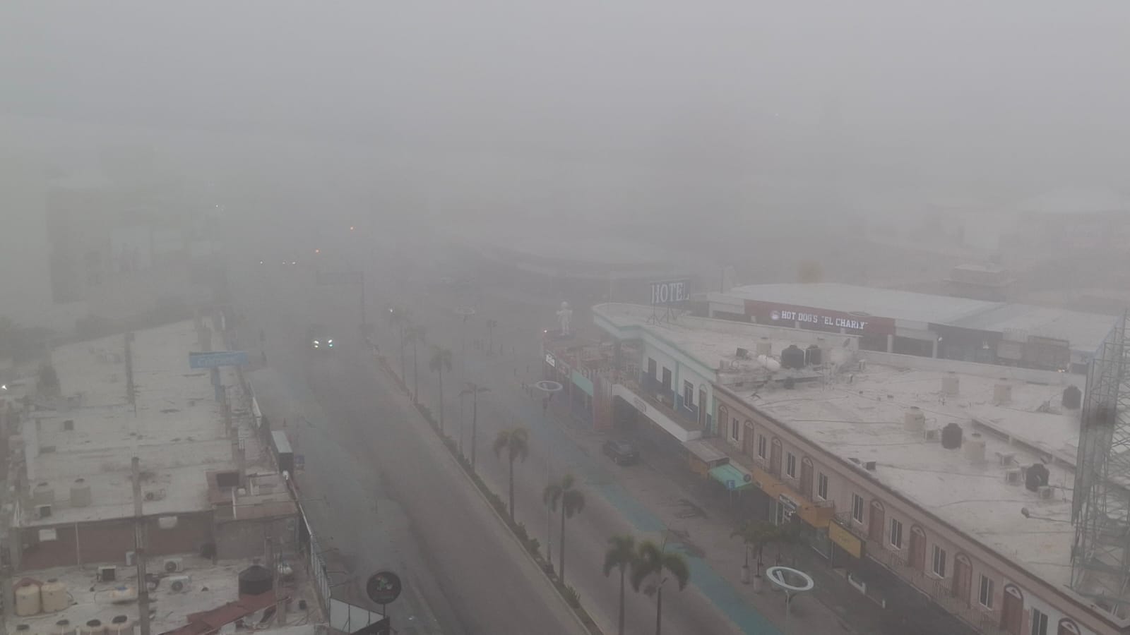 fuerte niebla amanecio esta mañana en mazatlan