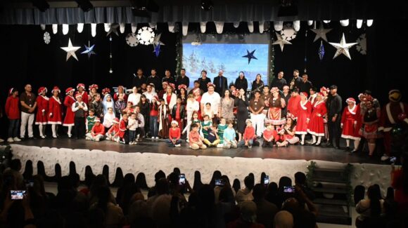 UAS enciende la magia decembrina con su Gala Navideña ‘Relatos de una Navidad’ en el sur de Sinaloa