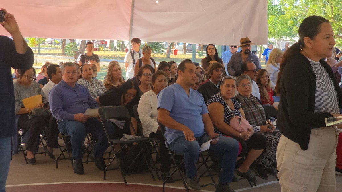 gamez mendivil y regidores en sesion de cabildo abierto en culiacan alcalde