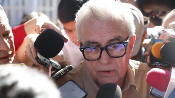 “De aquí a mañana pueden tener una respuesta”: Rocha sobre recursos para el pago de aguinaldo en la UAS
